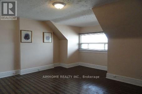 598 BATHURST STREET Image 7