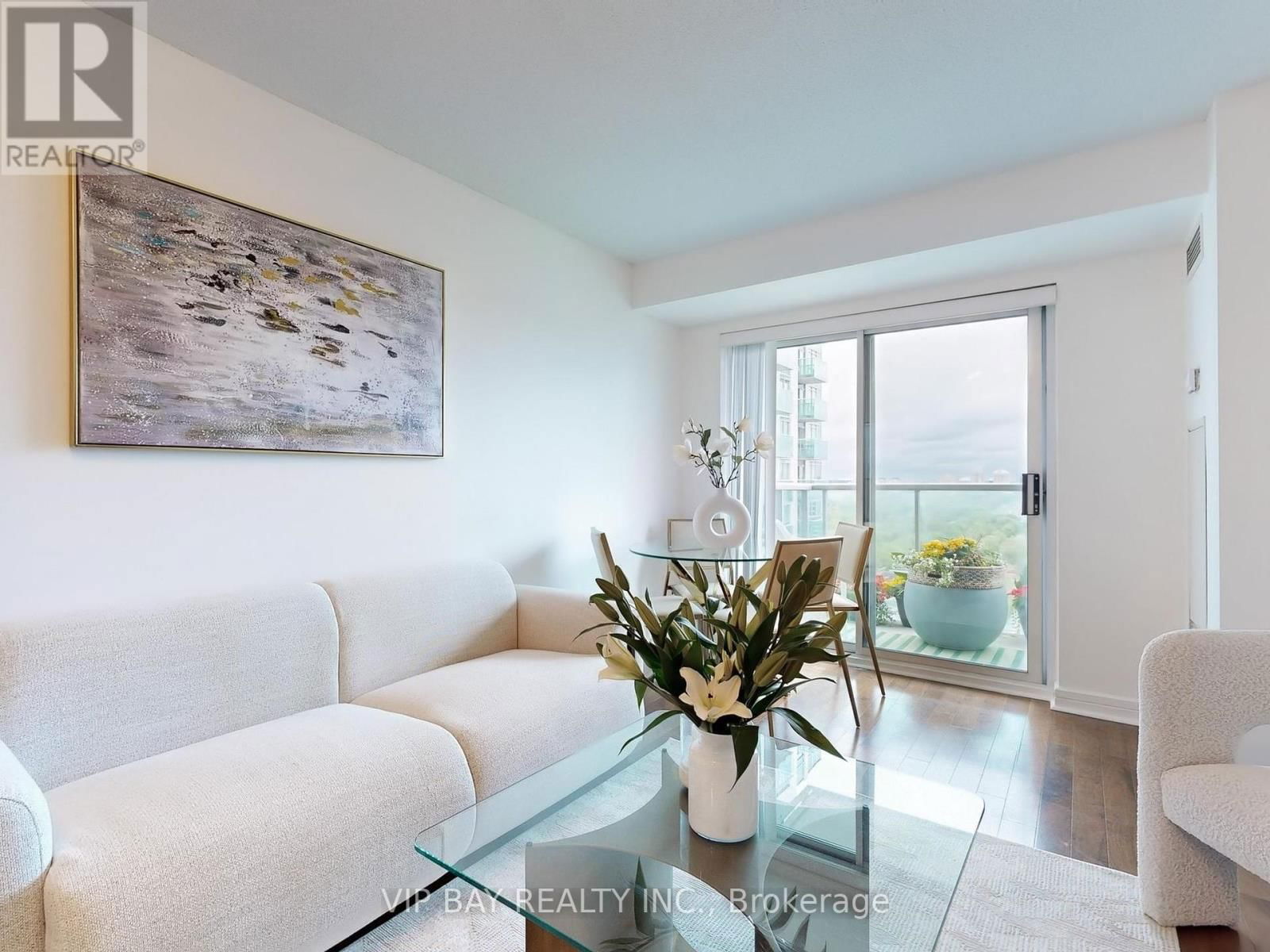 2204 - 18 HARRISON GARDEN BOULEVARD Image 3