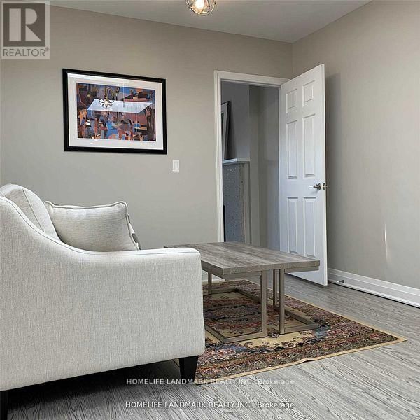 2615 YONGE STREET Image 10