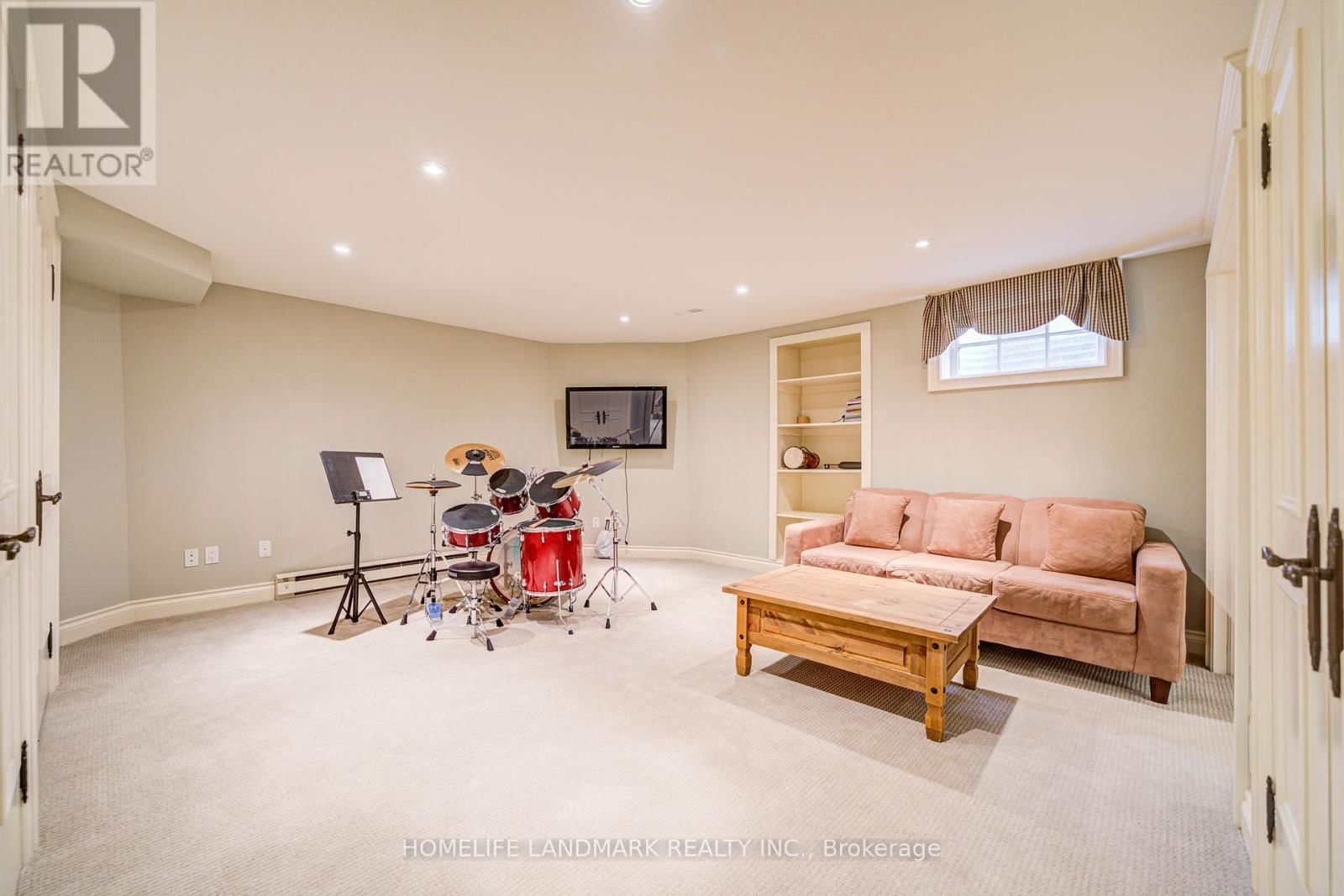 72 GORDON ROAD Image 40