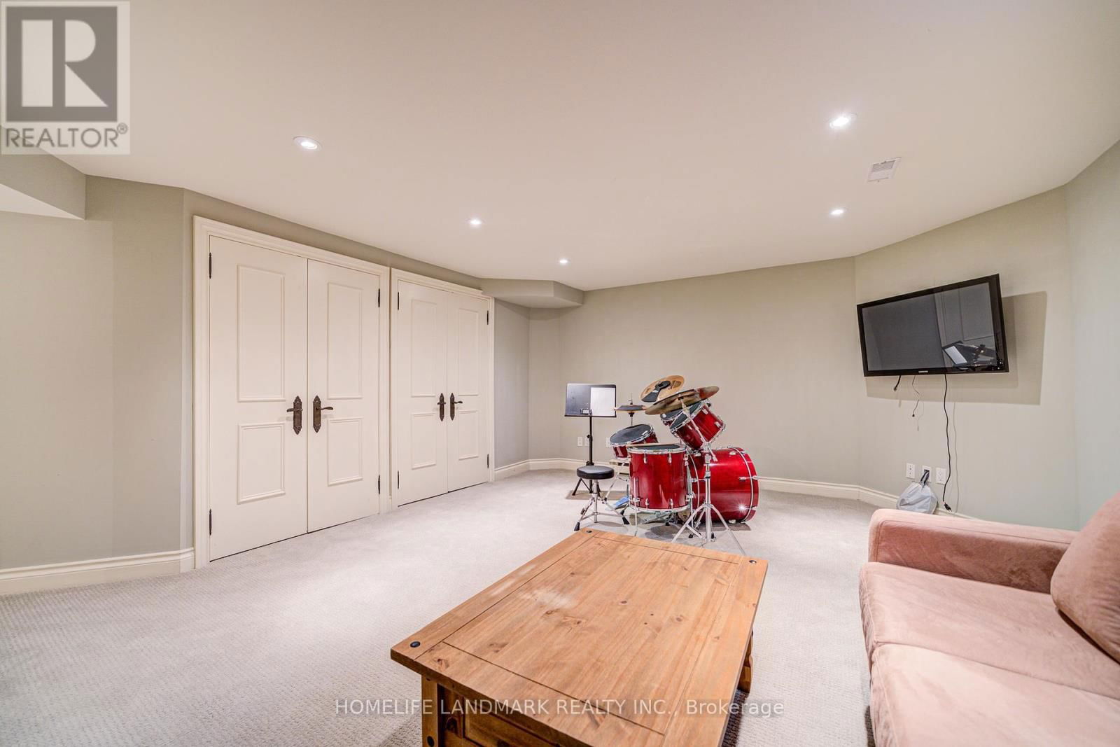 72 GORDON ROAD Image 41