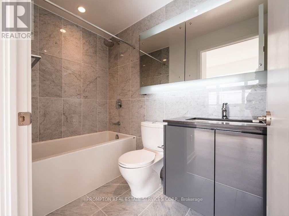 2210 - 115 MCMAHON DRIVE Image 11