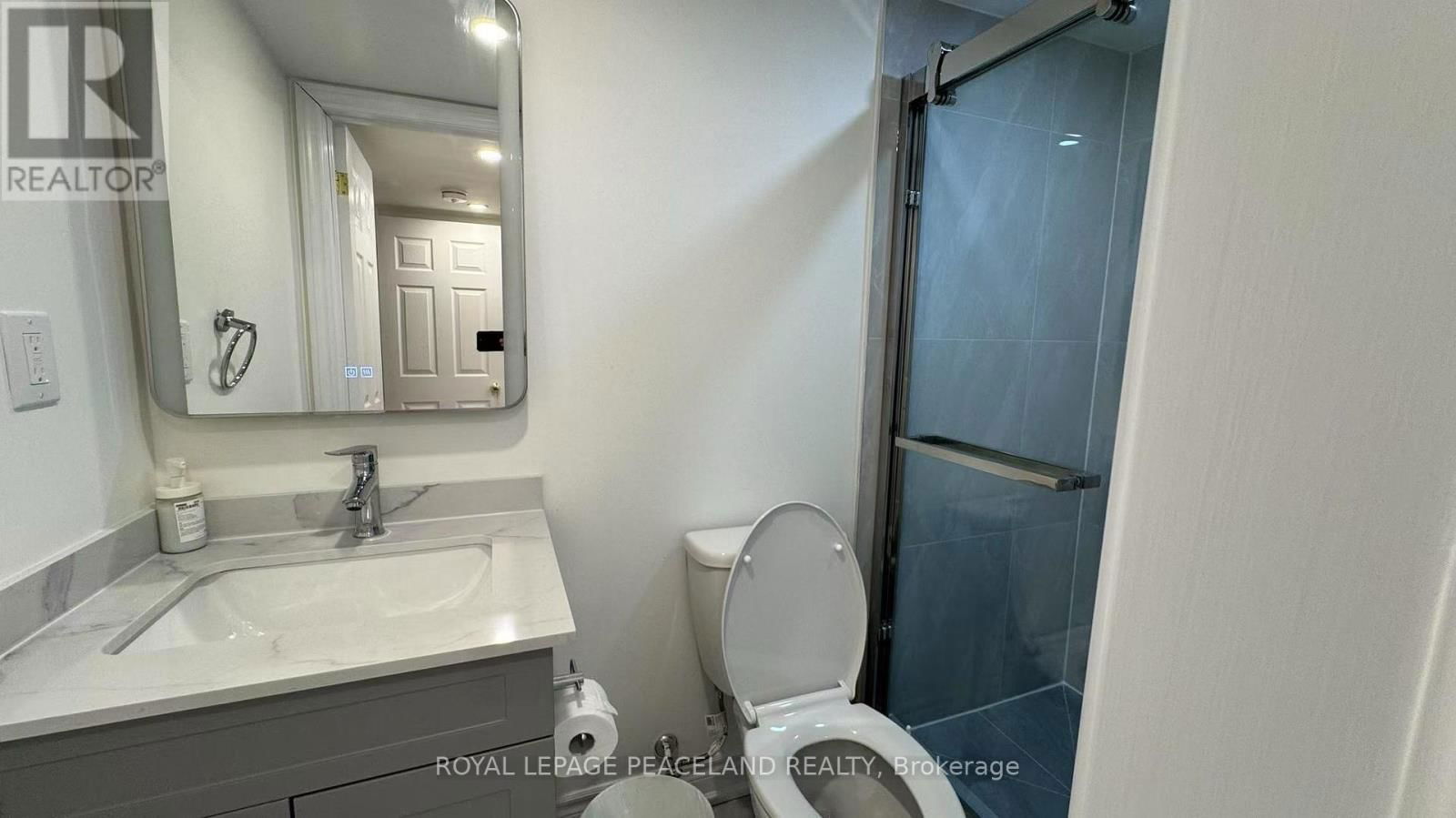 BSMT - 60 PAPERBIRCH DRIVE Image 12