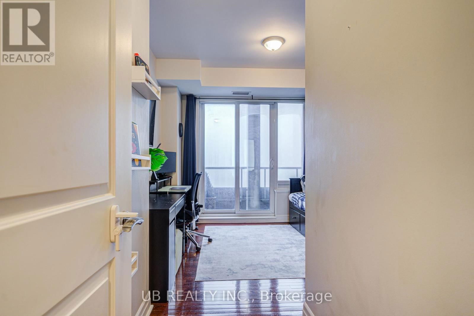 3201 - 35 BALMUTO STREET Image 37