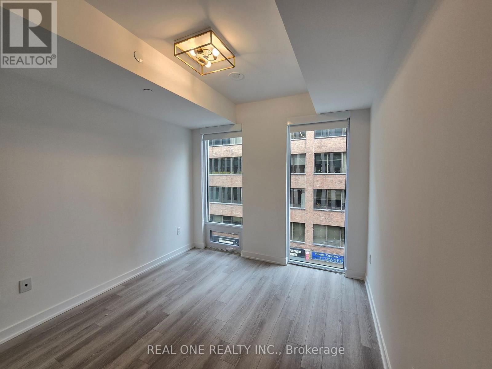 312 - 121 ST. PATRICK STREET Image 16