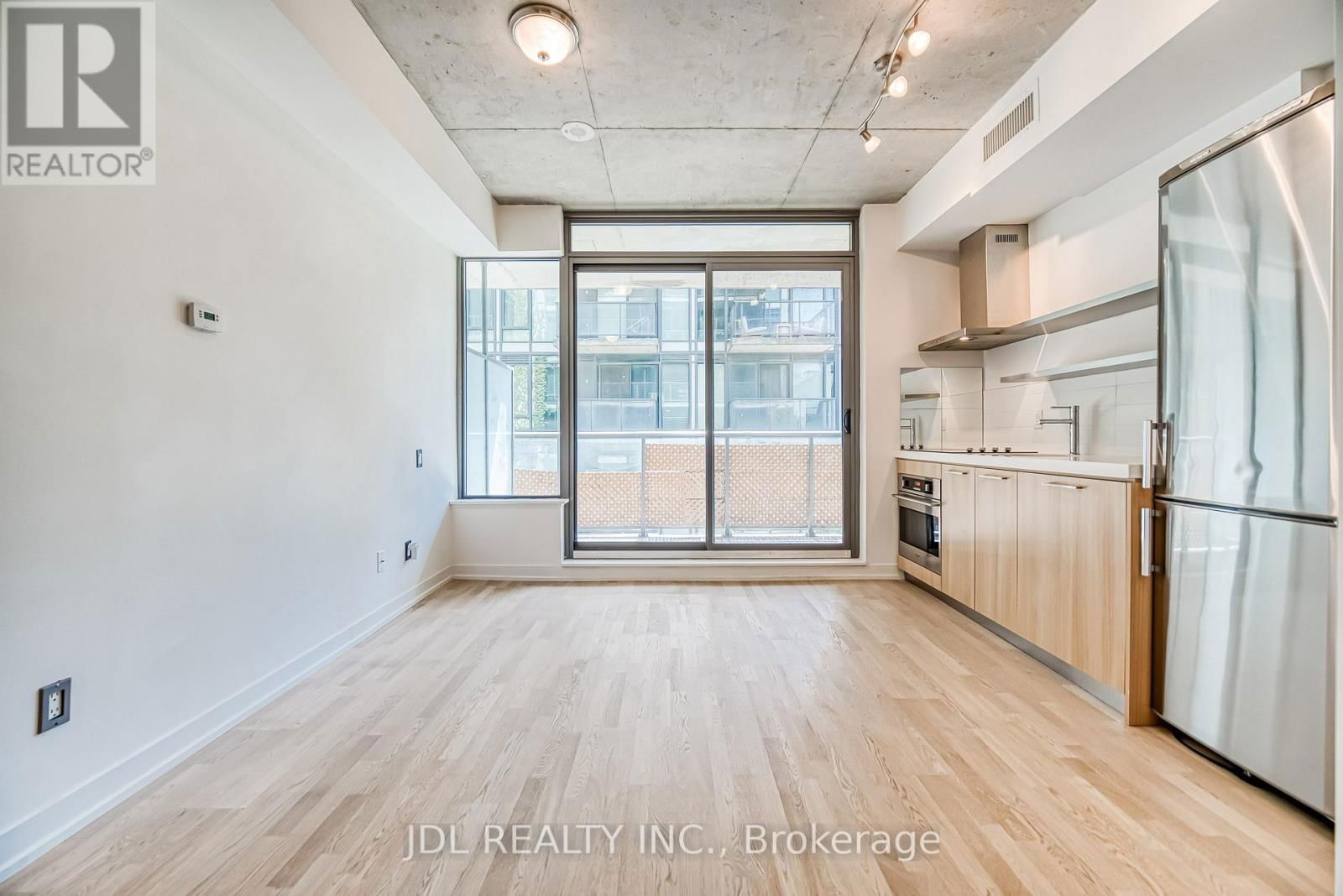 338 - 461 ADELAIDE STREET WEST Image 8