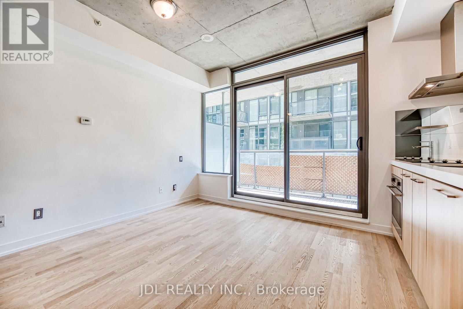 338 - 461 ADELAIDE STREET WEST Image 9