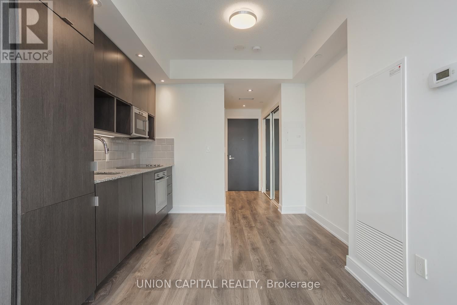 3003 - 89 MCGILL STREET Image 10