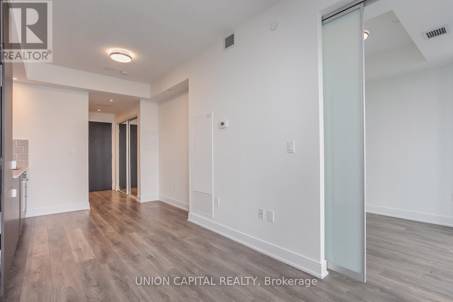 3003 - 89 MCGILL STREET Image 13