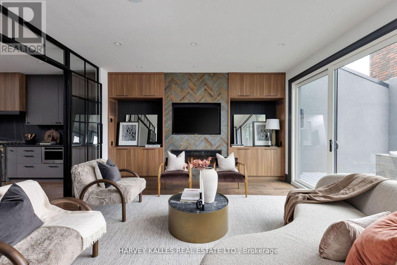 498 ROXTON ROAD Image 15