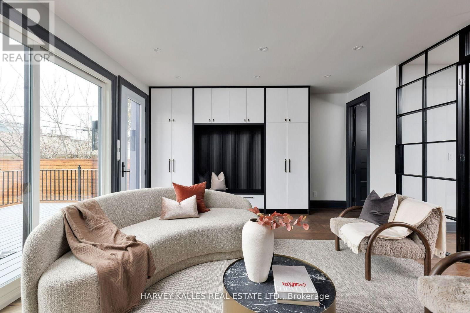 498 ROXTON ROAD Image 17