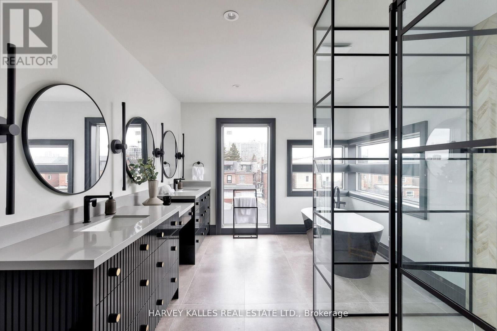 498 ROXTON ROAD Image 30