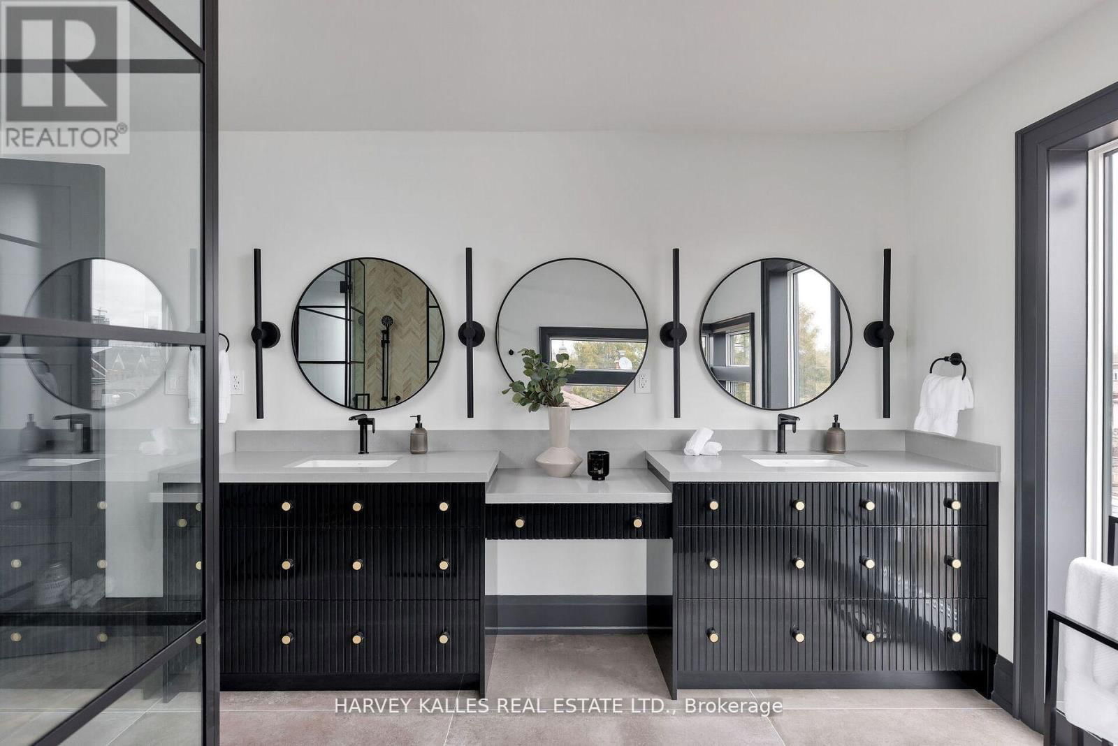 498 ROXTON ROAD Image 31