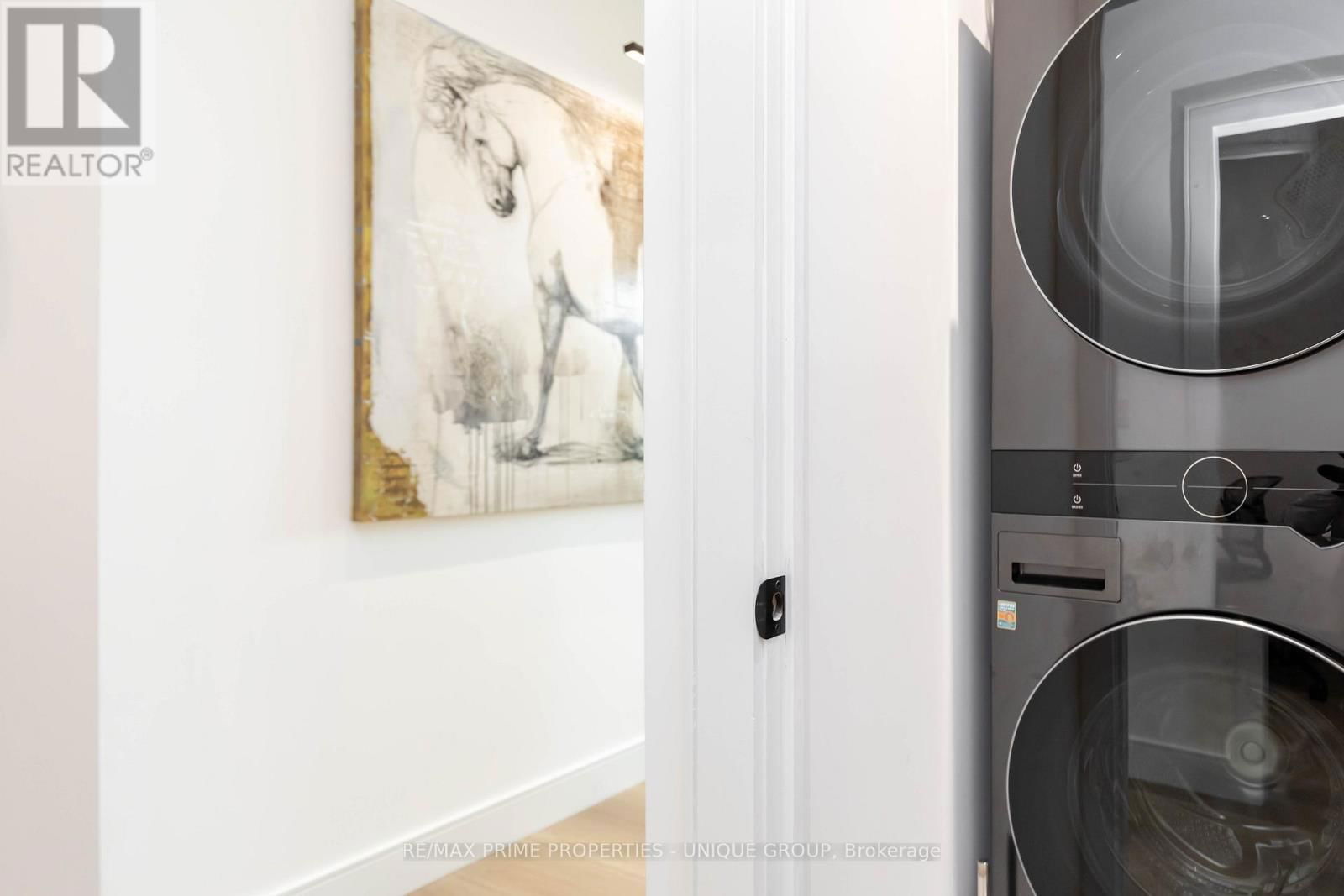 218 - 20 BLOORVIEW PLACE Image 30