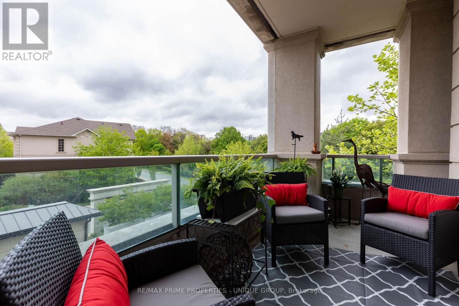 218 - 20 BLOORVIEW PLACE Image 33