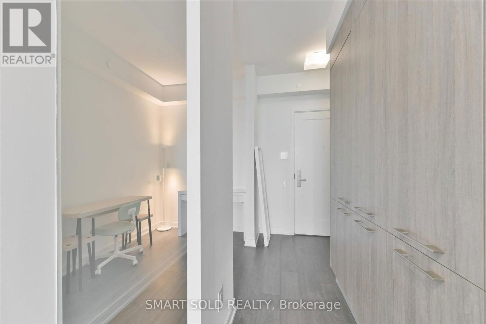 3312 - 3 GLOUCESTER STREET Image 7