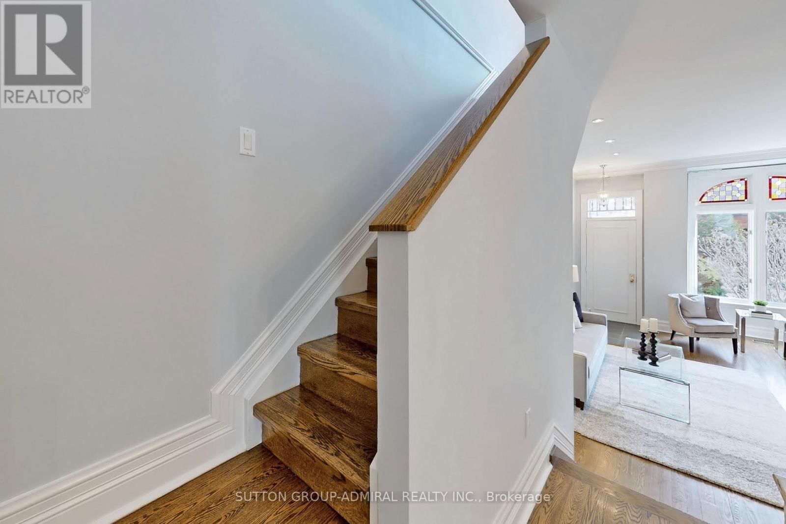 426 WELLESLEY STREET EAST Image 16