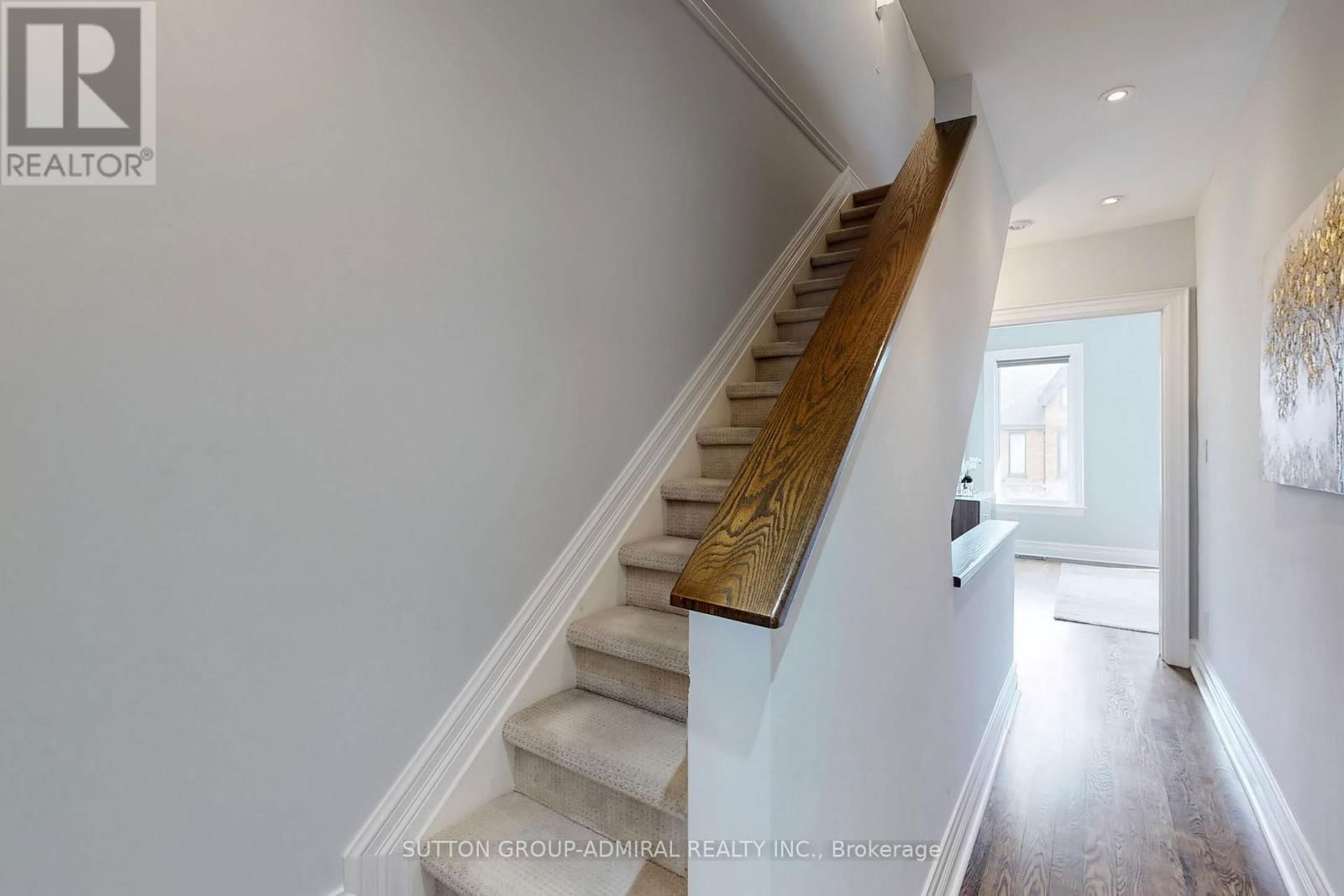 426 WELLESLEY STREET EAST Image 29
