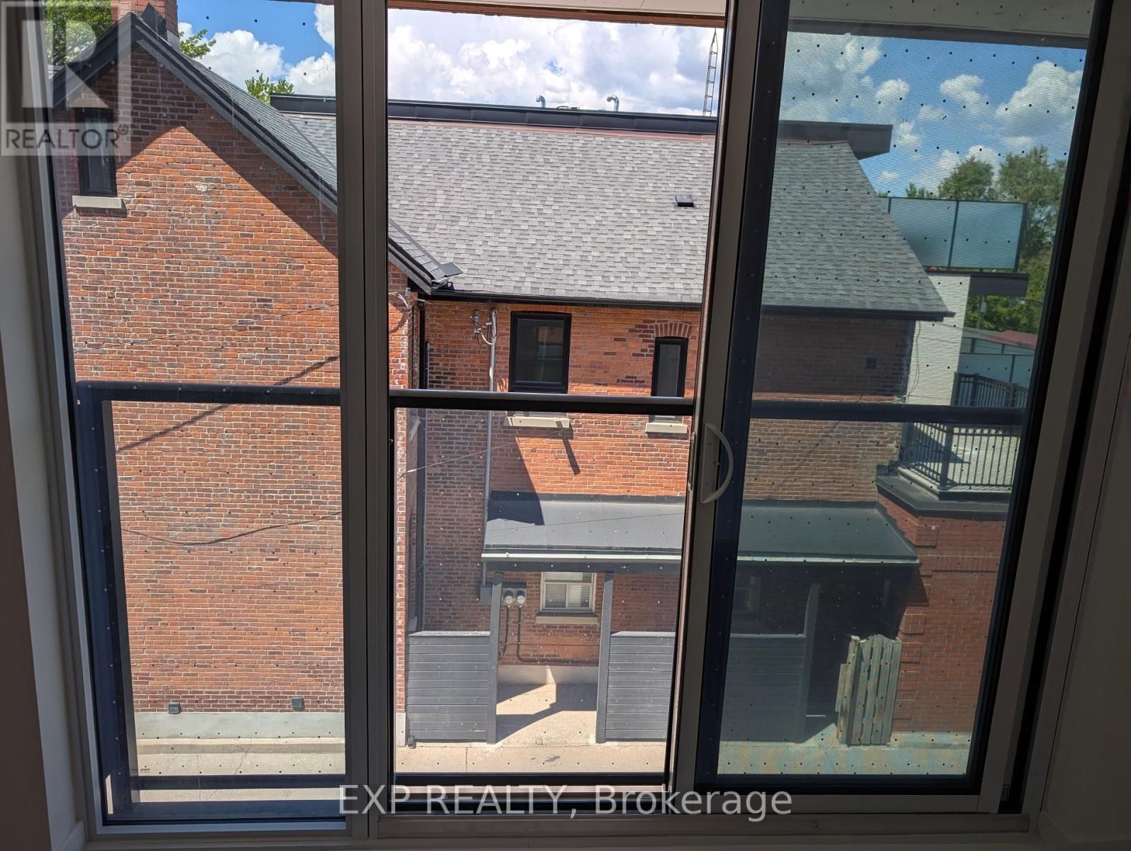 316 - 5 LAKEVIEW AVENUE Image 12