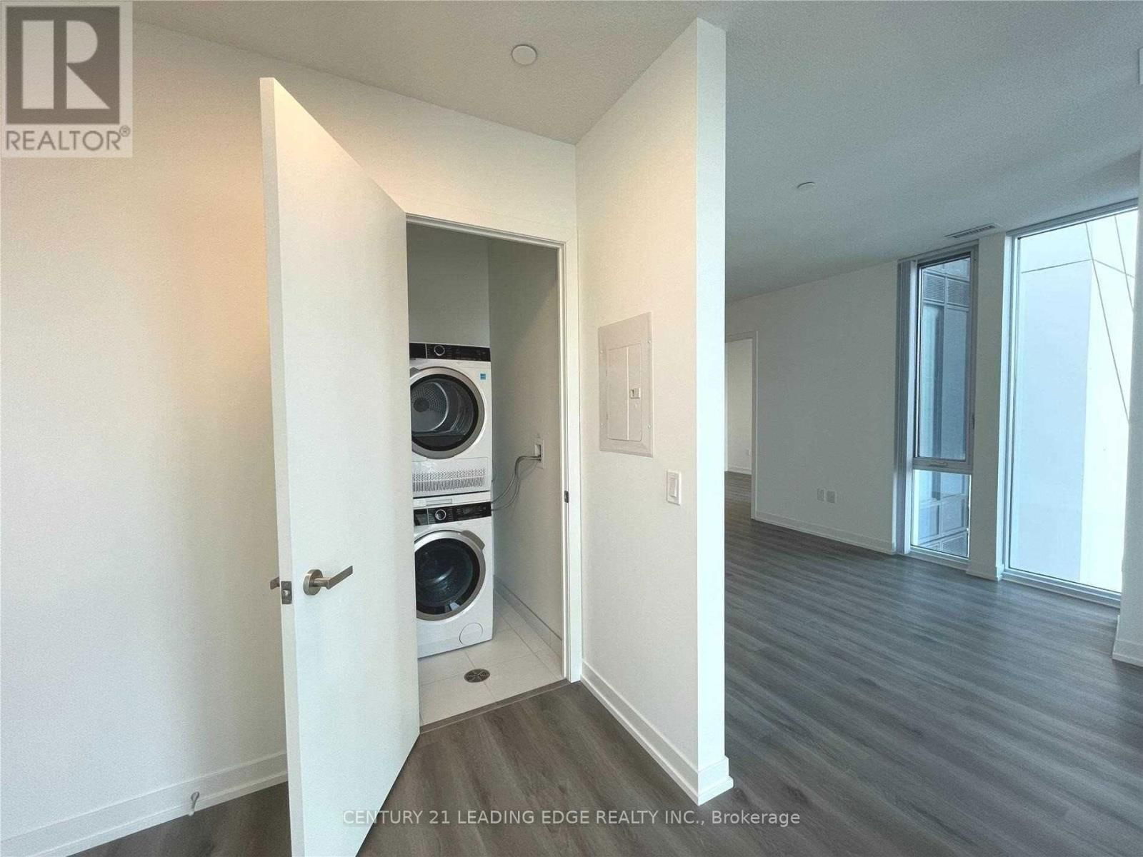 905 - 138 DOWNES STREET Image 18
