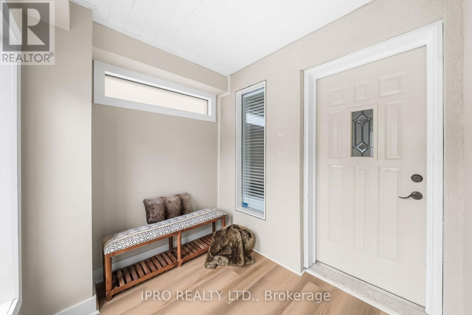 134 HELENDALE AVENUE Image 3
