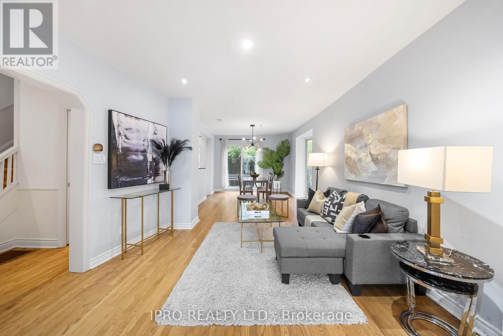 134 HELENDALE AVENUE Image 5