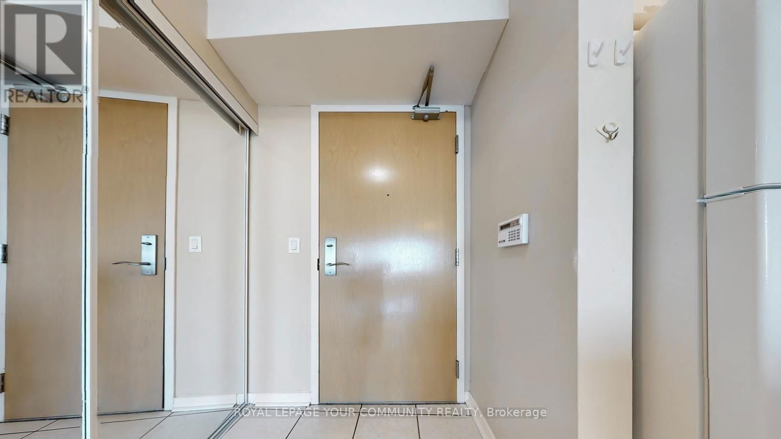 1206 - 509 BEECROFT ROAD Image 15