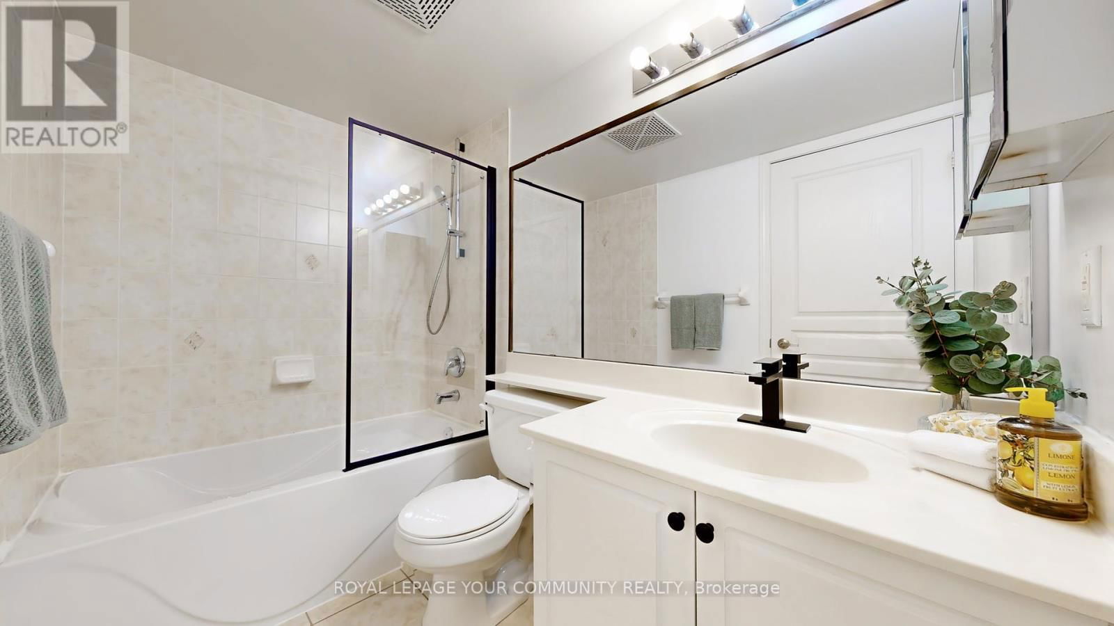 1206 - 509 BEECROFT ROAD Image 9