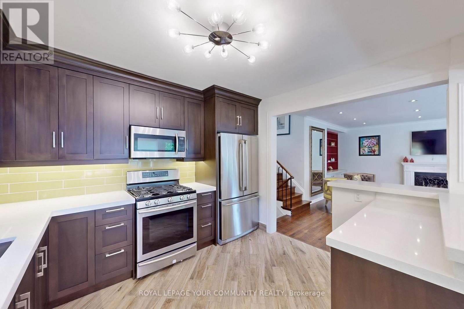 118 BETTY ANN DRIVE Image 15