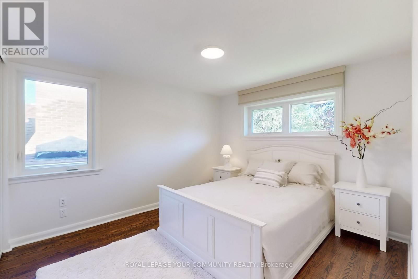 118 BETTY ANN DRIVE Image 25