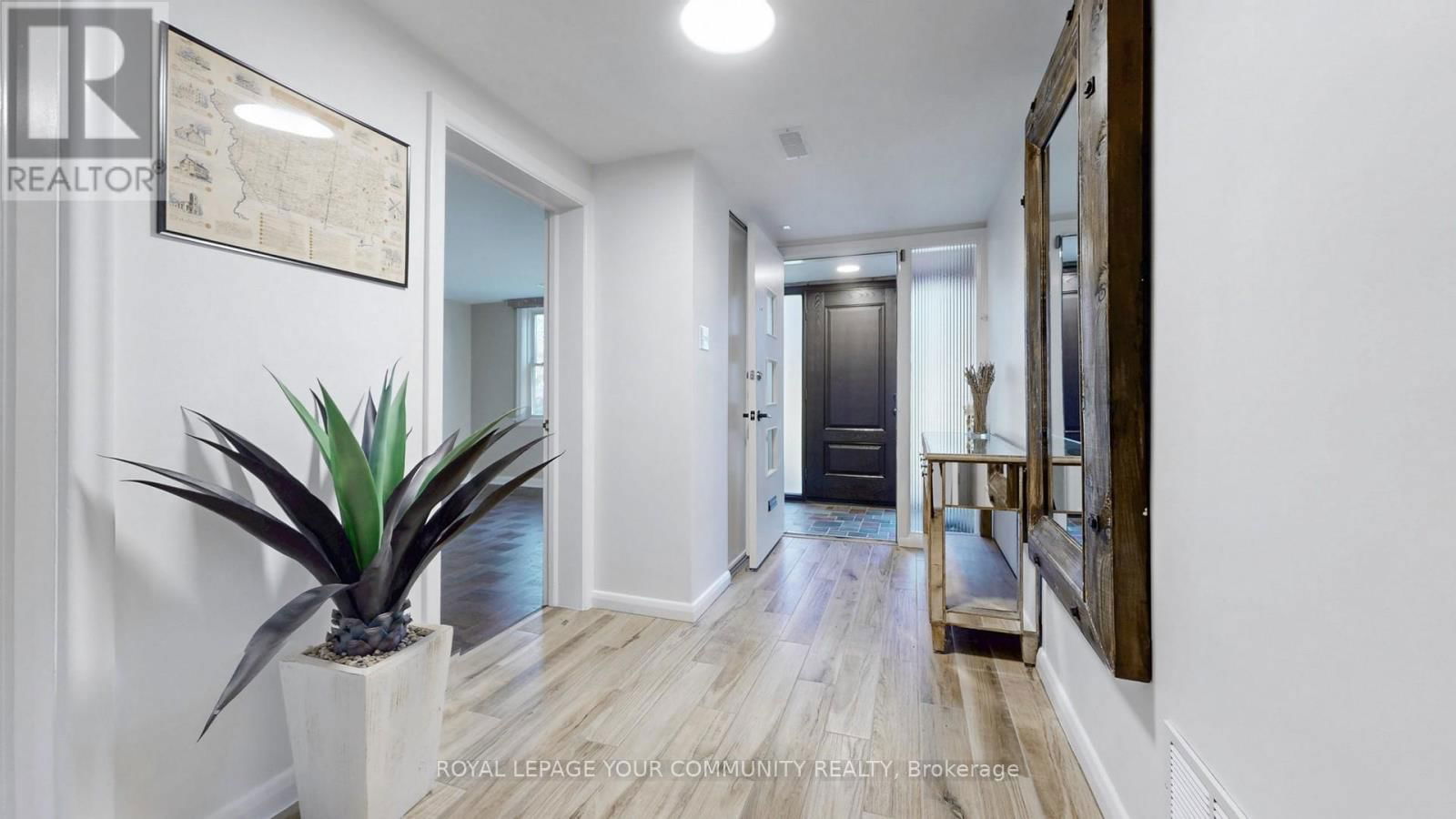 118 BETTY ANN DRIVE Image 6