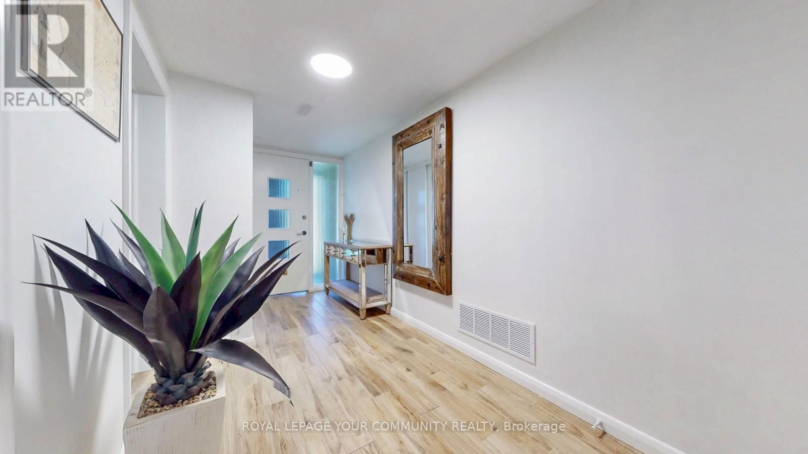 118 BETTY ANN DRIVE Image 7