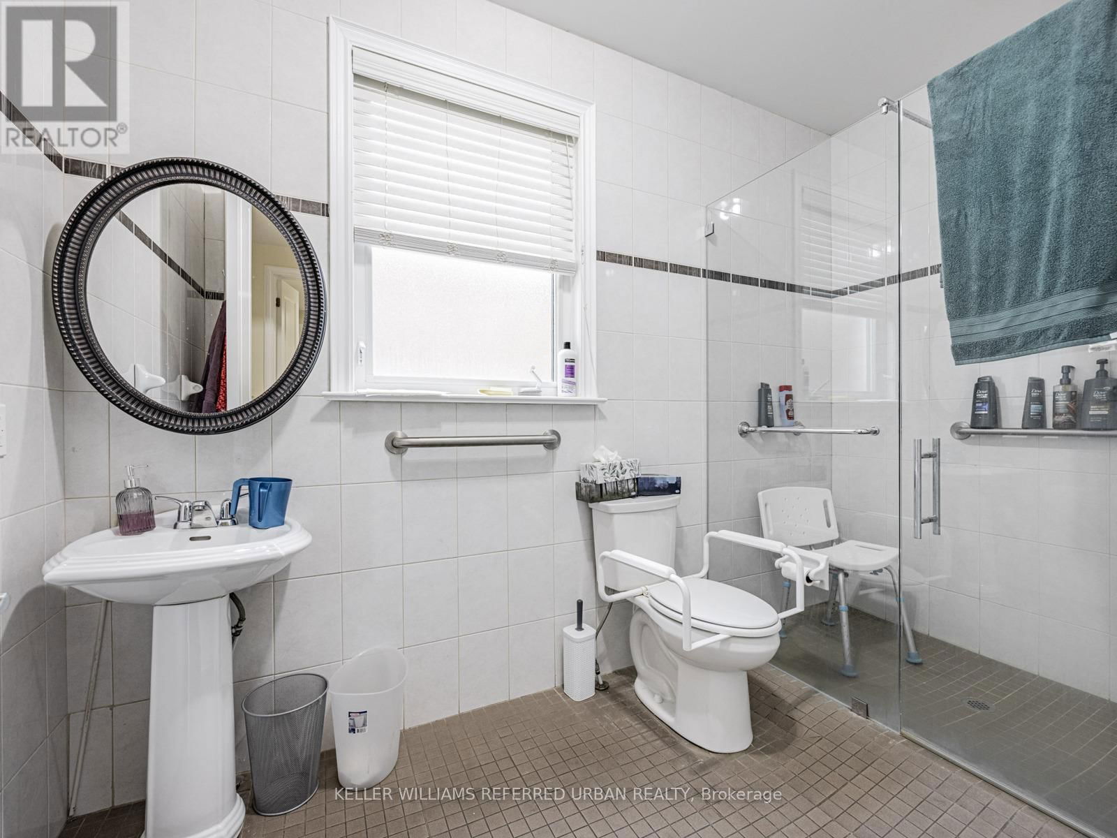 526 COLDSTREAM AVENUE Image 13