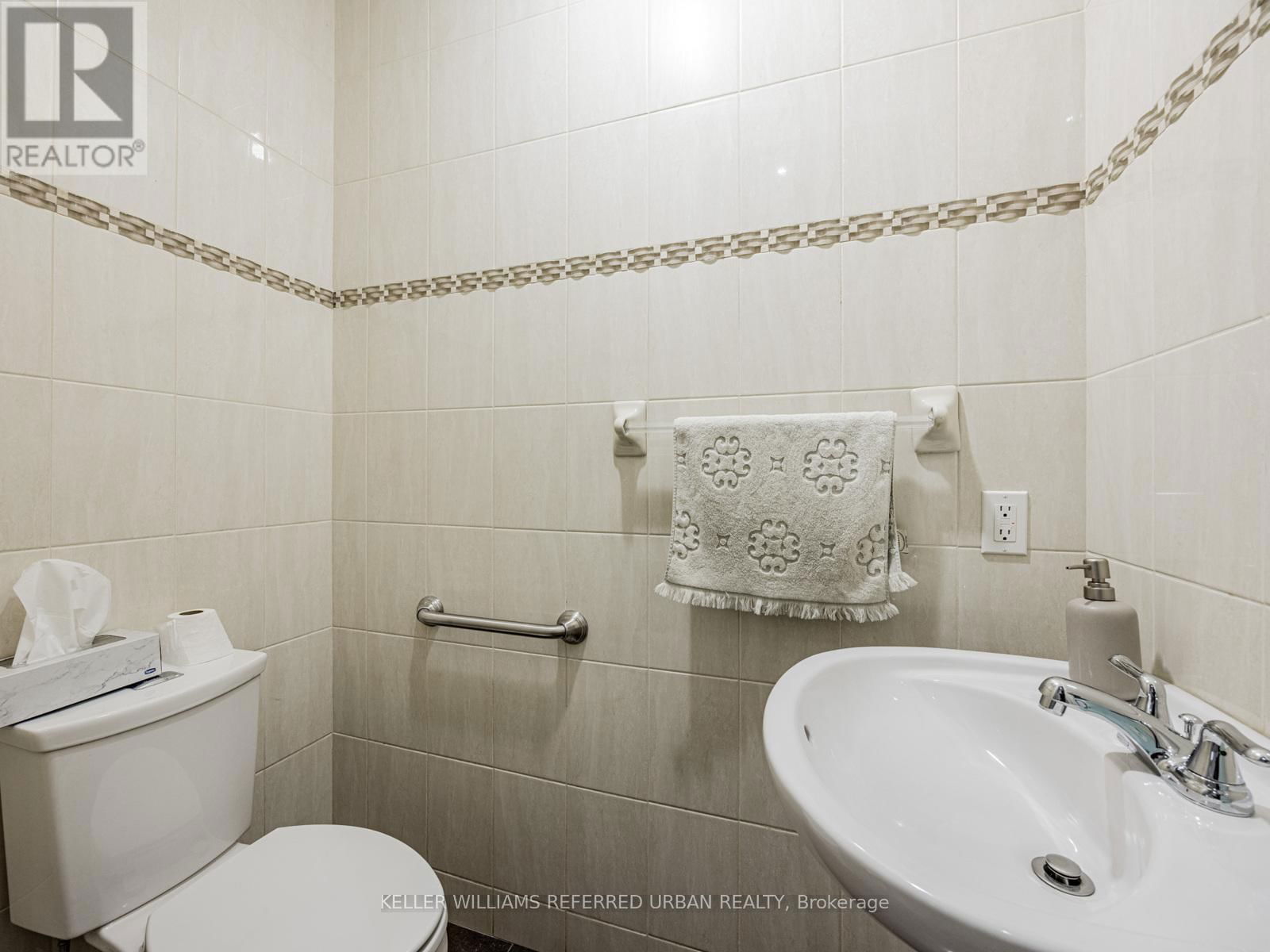 526 COLDSTREAM AVENUE Image 14
