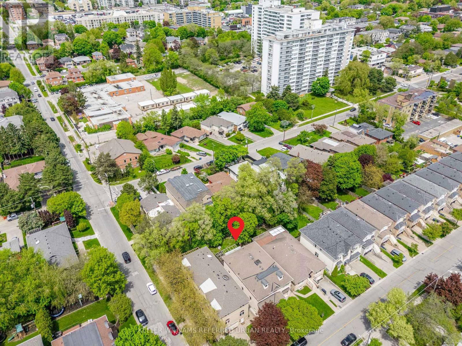 526 COLDSTREAM AVENUE Image 27