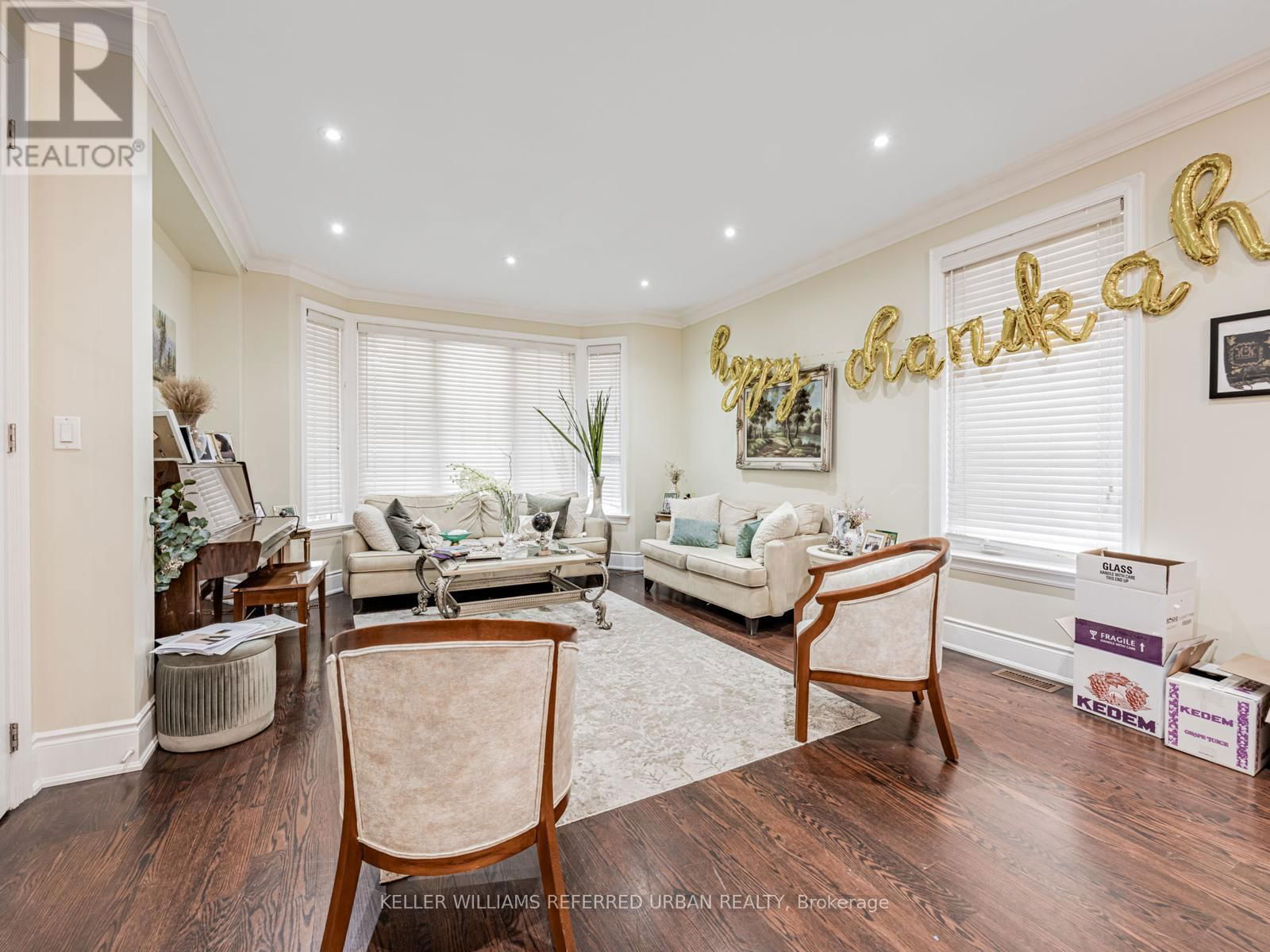 526 COLDSTREAM AVENUE Image 4