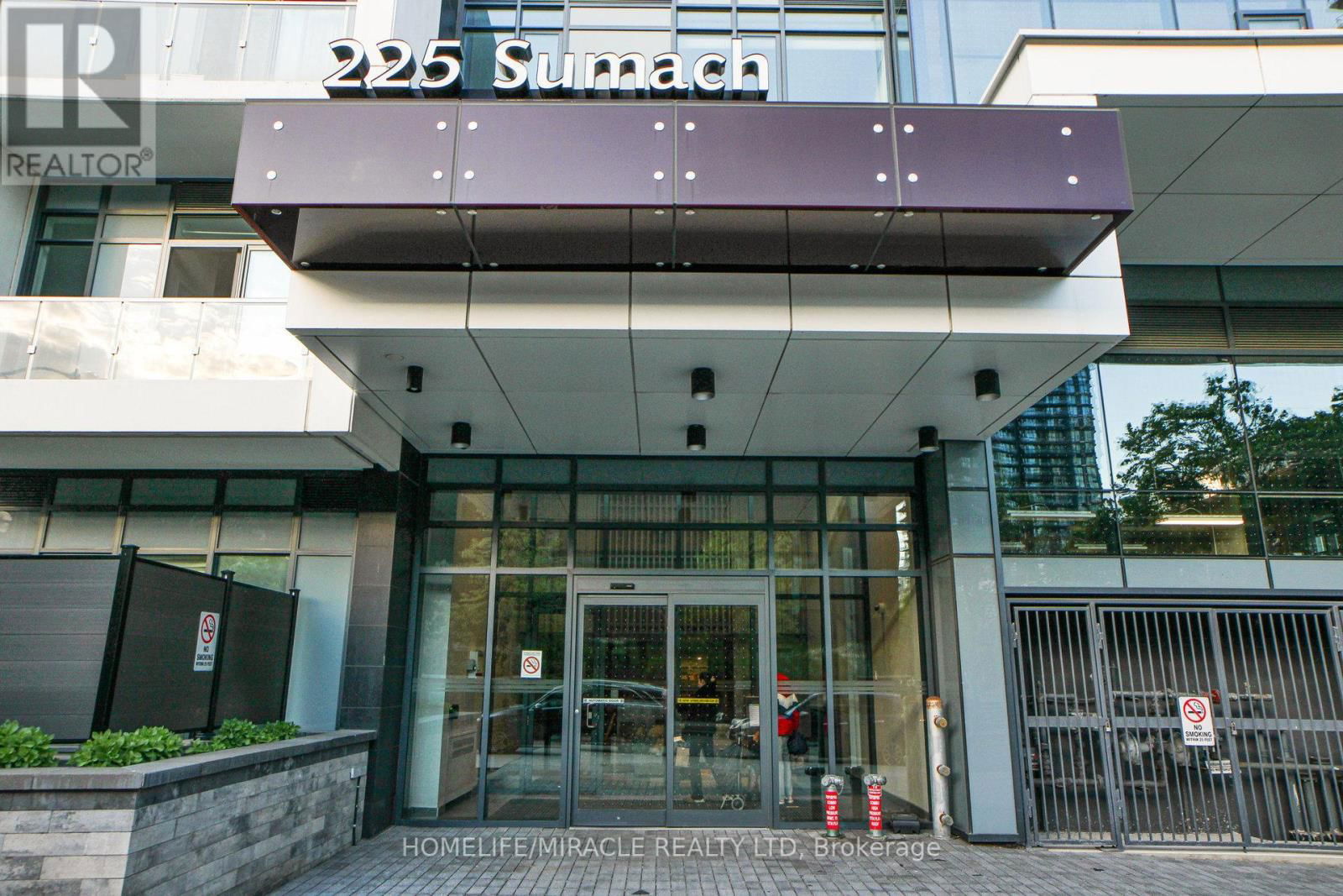 808 - 225 SUMACH STREET Image 2