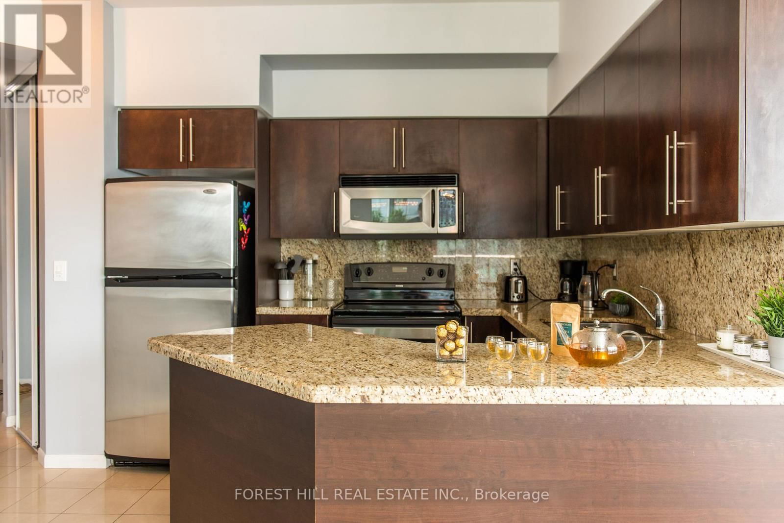 2111 - 231 FORT YORK BOULEVARD Image 6