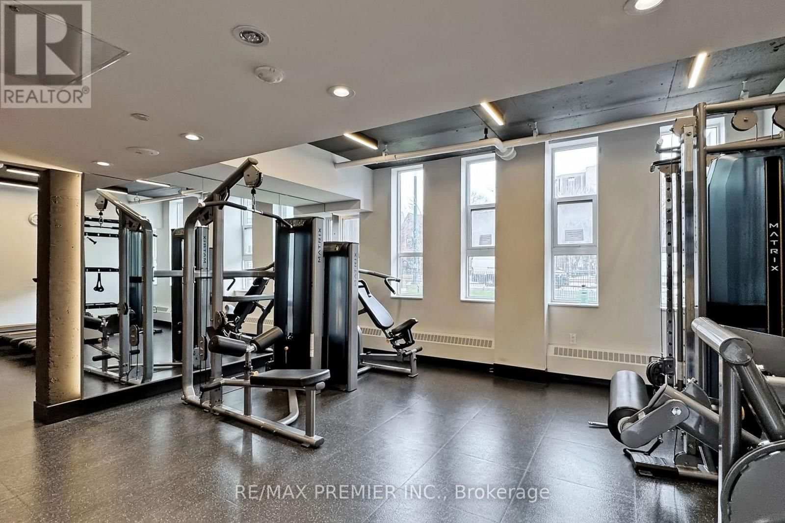 1010 - 666 SPADINA AVENUE Image 28