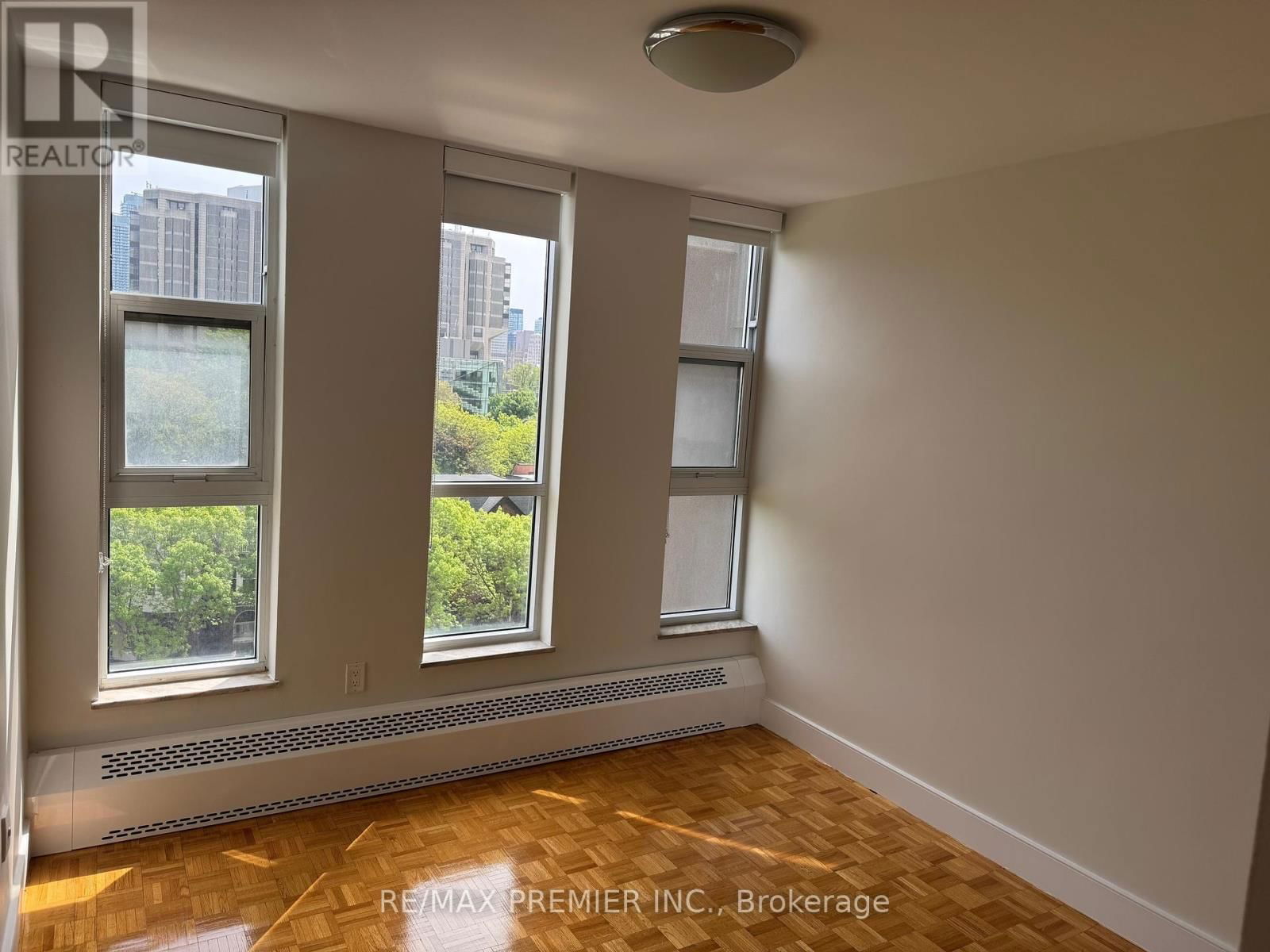 804 - 666 SPADINA AVENUE Image 30