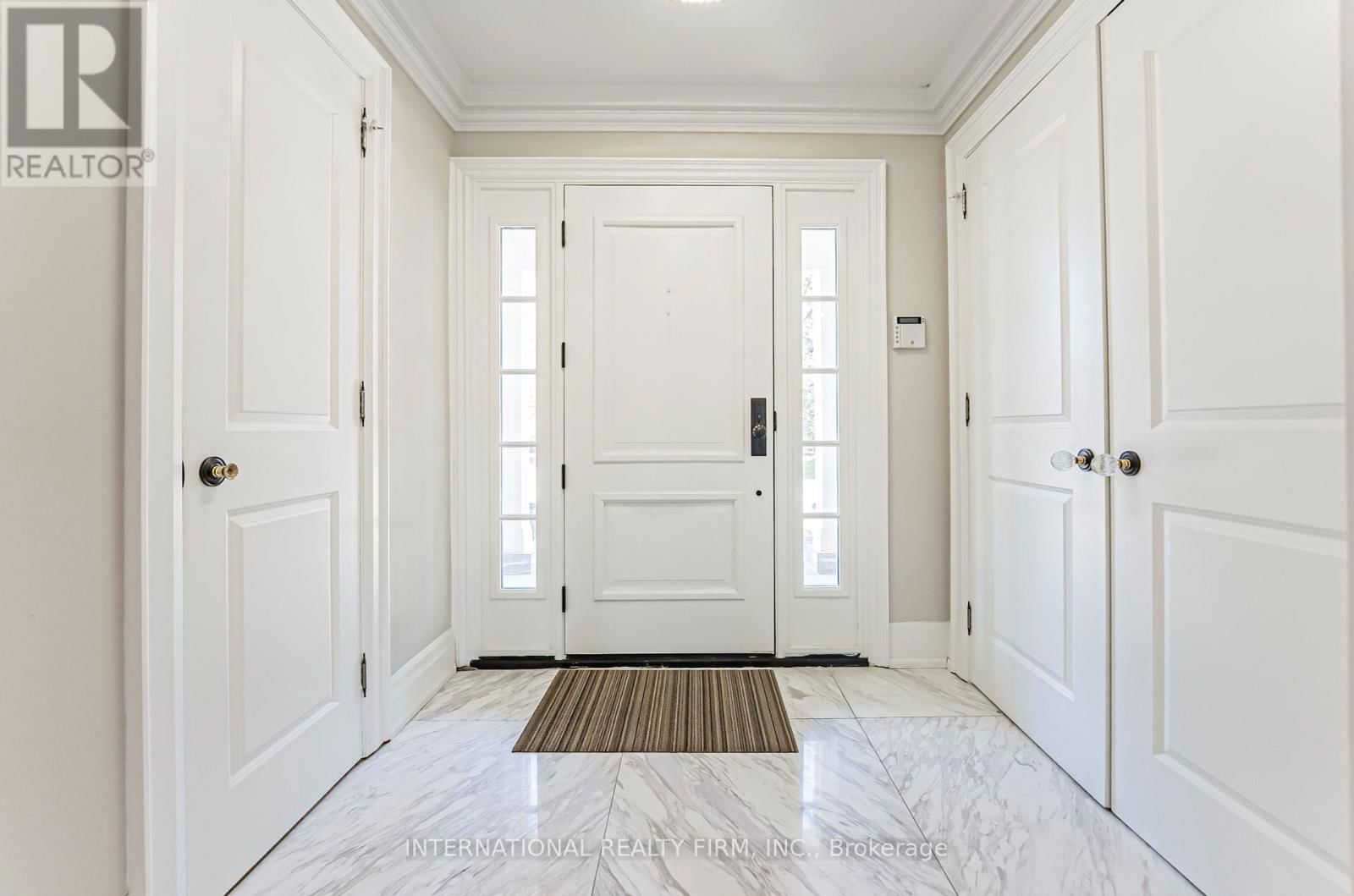 6 PENWOOD CRESCENT Image 3