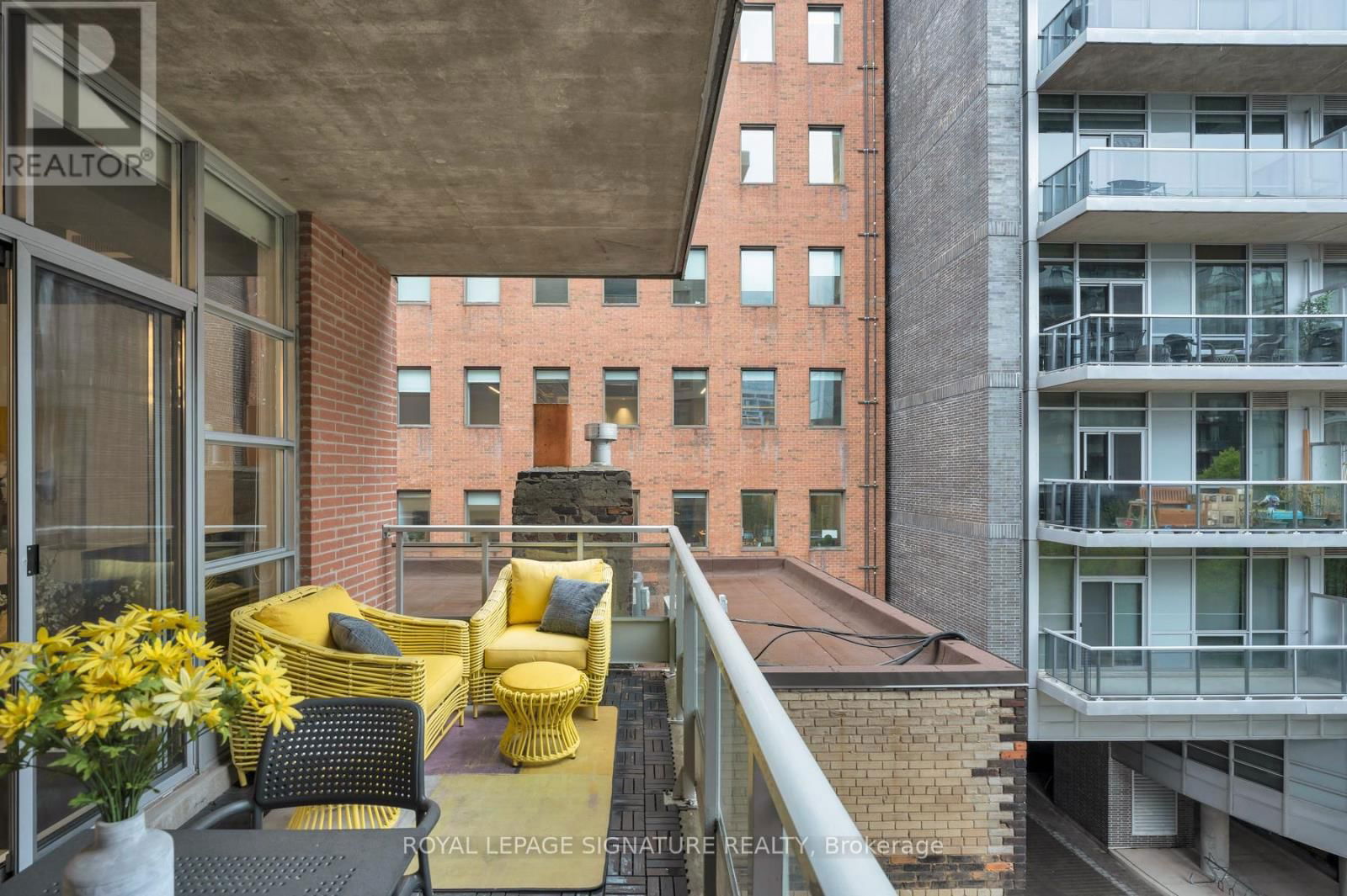 408 - 19 BRANT STREET Image 11