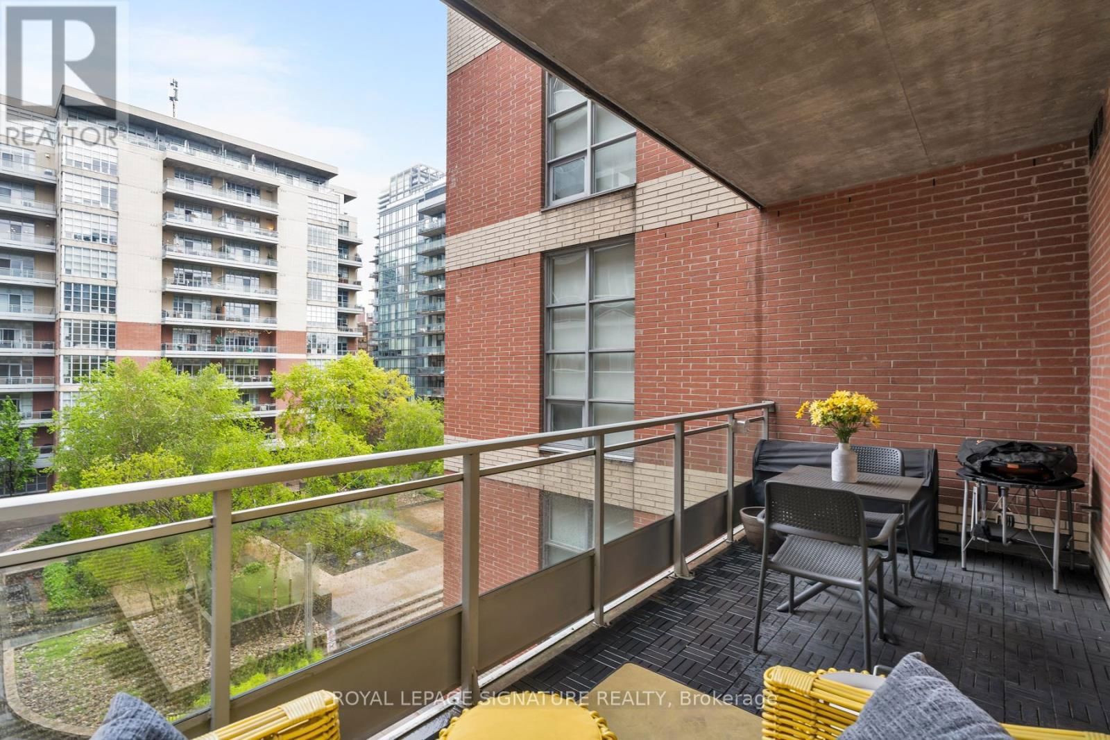 408 - 19 BRANT STREET Image 12