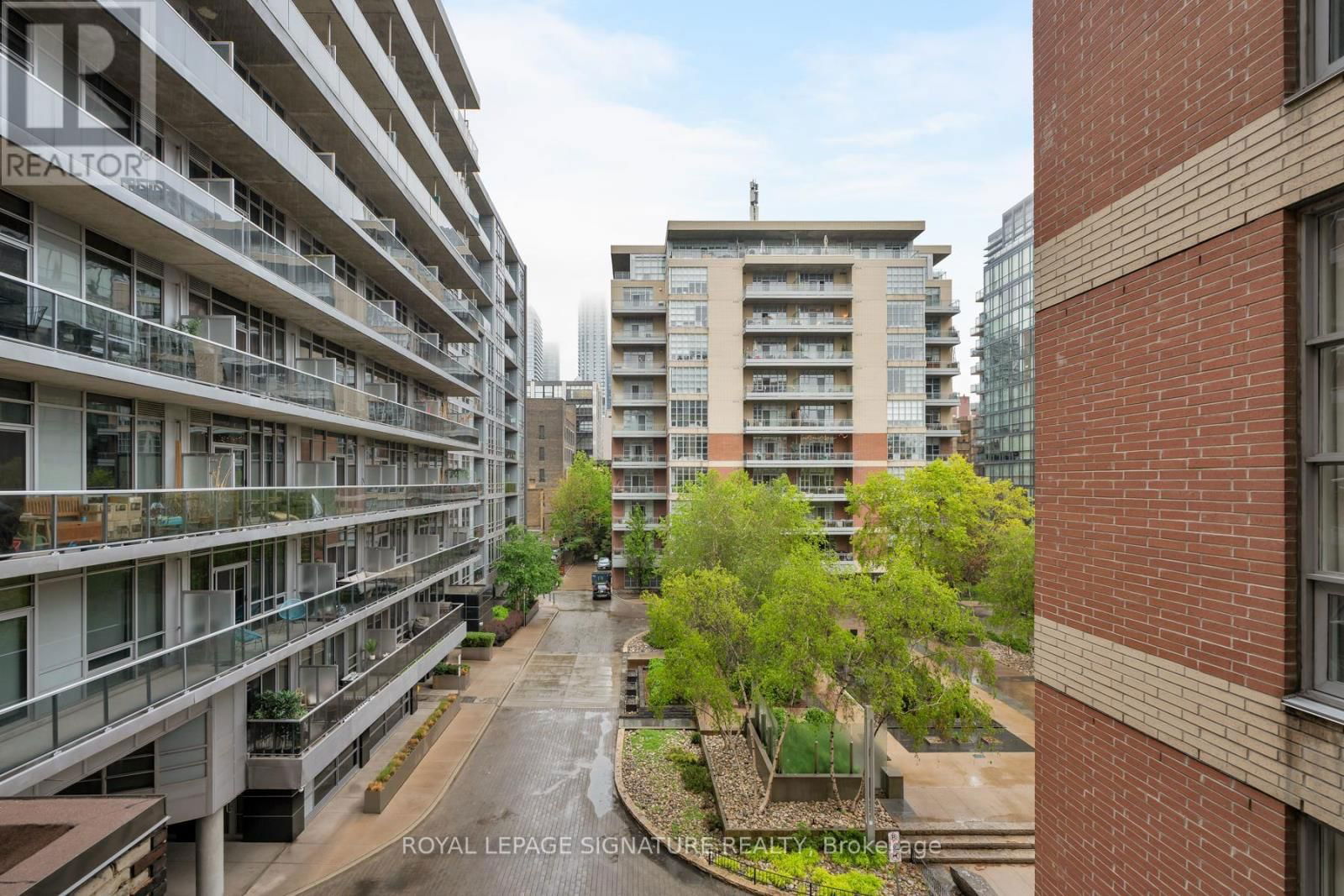 408 - 19 BRANT STREET Image 14
