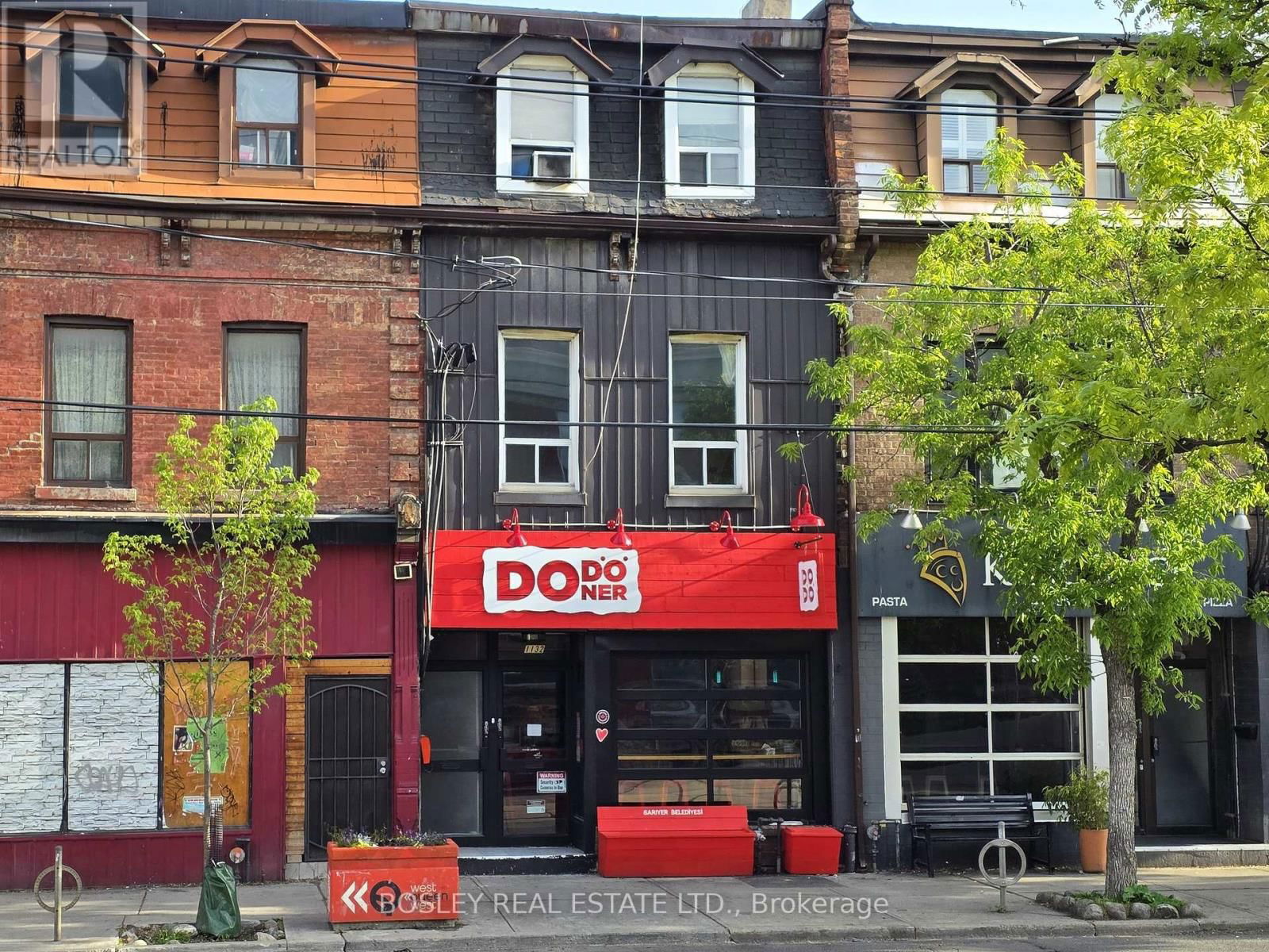 1132 QUEEN STREET WEST Image 1
