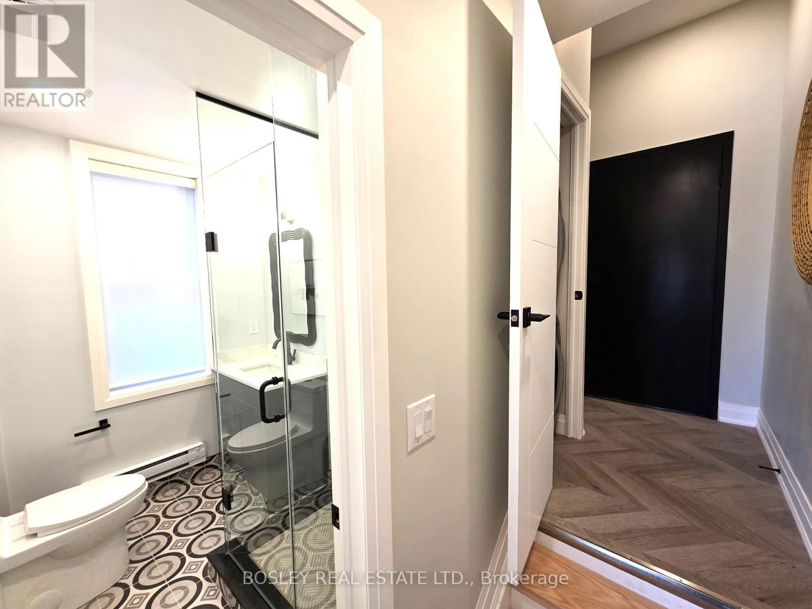 1132 QUEEN STREET WEST Image 8