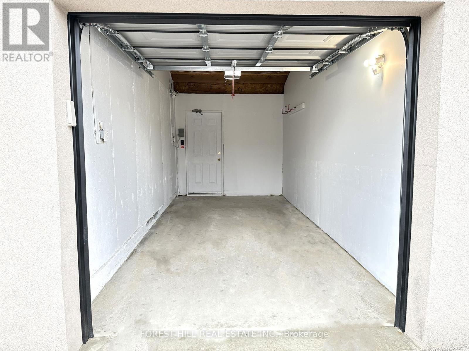8 ALEX MEWS Image 50