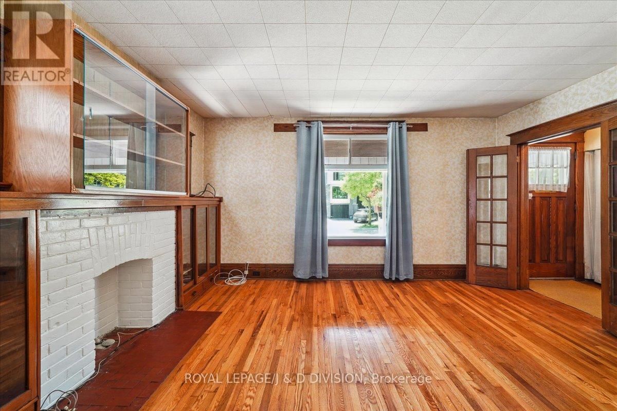 172 BRIAR HILL AVENUE Image 12