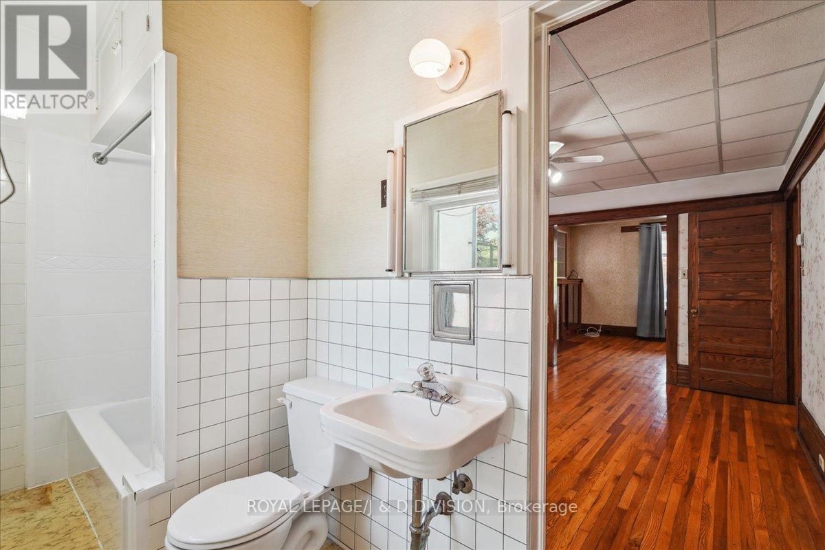 172 BRIAR HILL AVENUE Image 19