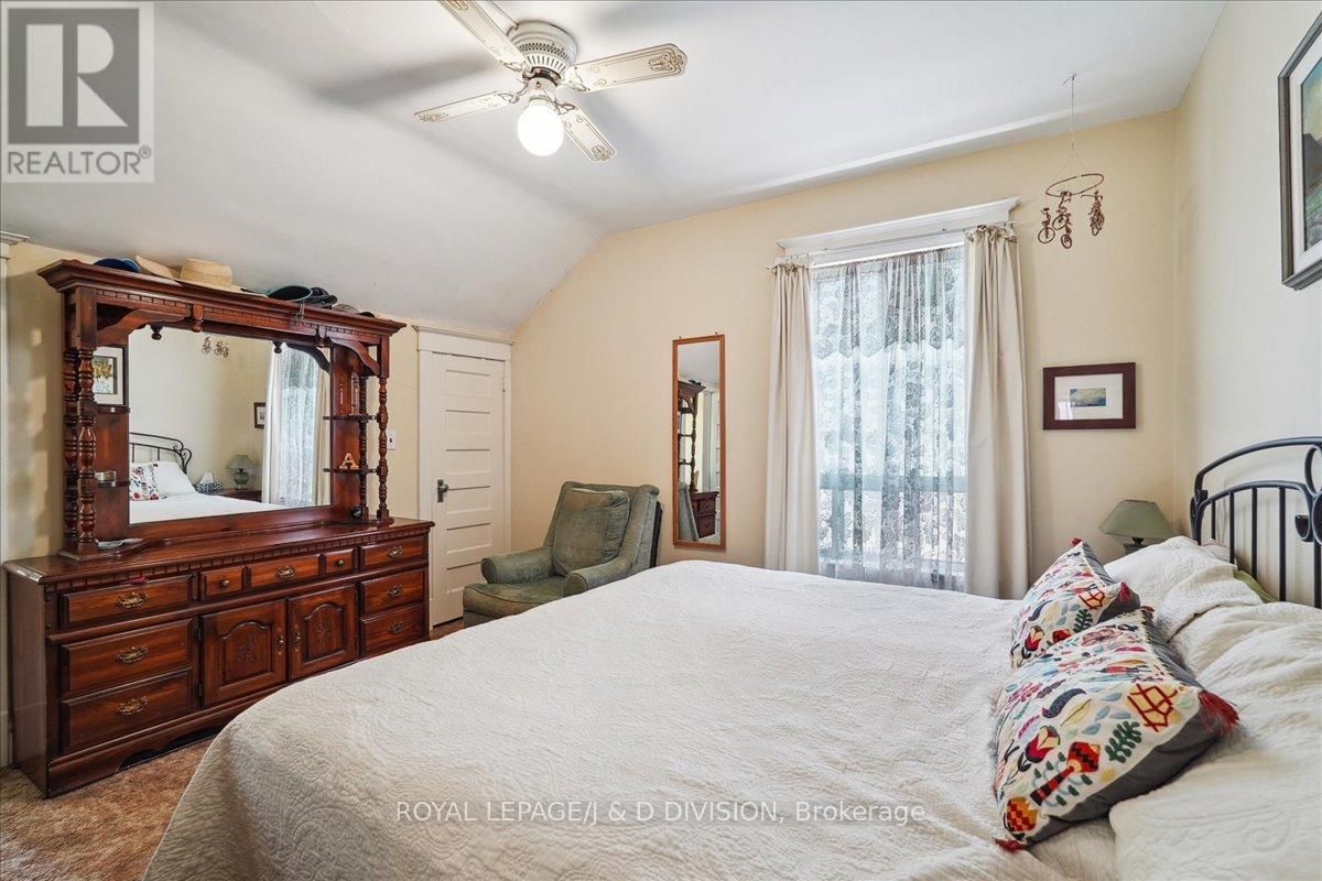 172 BRIAR HILL AVENUE Image 25